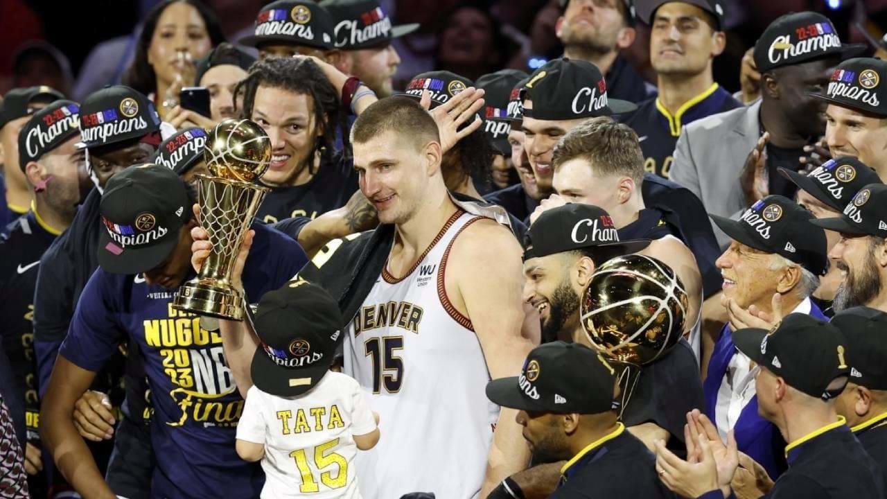 Aprenda os horários e dias da semana em inglês com a NBA