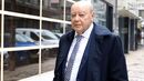 Pinto da Costa à entrada do Tribunal do Bolhão, no Porto,