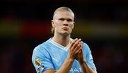 6. Erling Haaland (Manchester City, Inglaterra) - Ganhos em campo: 44 milhões de euros; Ganhos fora de campo: 11 milhões de euros. Total: 55 milhões de euros.