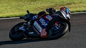 Na corrida do regresso ao MotoGP, um oitavo lugar para Miguel Oliveira