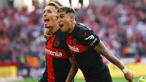 Mainz-Bayer Leverkusen, 0-3: farmacêuticos históricos com Grimaldo a marcar
