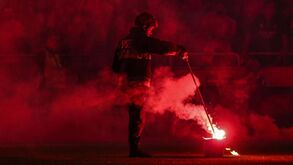 Isqueiro e tochas vão sair caro ao Benfica