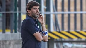 Ol. Hospital anuncia saída do treinador Sérgio Gaminha