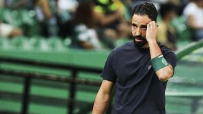 Coloque-se na pele de Rúben Amorim: sem Coates, quem escolheria para a defesa do Sporting?