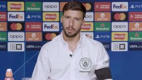 Rúben Dias: «É uma honra ser um dos capitães do Manchester City»