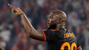 Preparem os ouvidos: Adeptos do Inter vão receber Lukaku com... 50 mil apitos