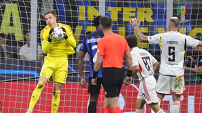 As notas dos jogadores do Benfica frente ao Inter: Recital na baliza manteve águia viva