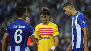 João Félix ao ritmo dos assobios até ser substituído no Dragão