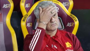 Bomba na Serie A: italianos dizem que Mourinho pode ser despedido da Roma... e já há substituto