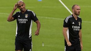 Do 'bombeiro' Aursnes ao regresso de João Mário: o onze provável do Benfica para o jogo com o Estoril