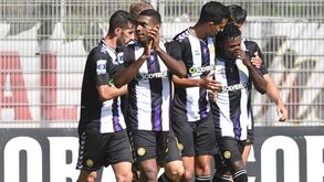 Nacional-Oliveirense, 5-0: Hat-trick de Witi 'embala' insulares