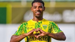 Tondela-Leixões, 4-2: Bis de Luan Farias vale segunda vitória em casa