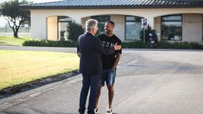 Laszlo Bölöni visitou a Academia e reviu Ricardo Quaresma: «O meu mustang!»