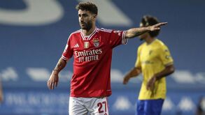 Renovação de Rafa parada desde o estágio em Inglaterra