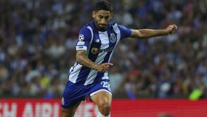 Médio do FC Porto na lista de três alvos do Barcelona para o próximo projeto 