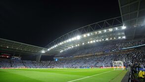 FC Porto abre venda de bilhetes para jogo no Dragão que, por agora, está interditado