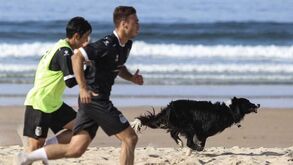 Um dia diferente: Boavista treina na praia
