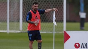 Biógrafo de Messi: «Que mal explicadas estão as férias que ele vai ter...»
