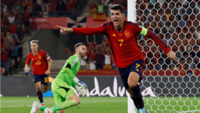 A crónica do Espanha-Escócia, 2-0: La Roja não falha