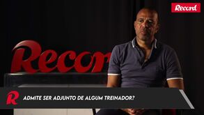 Costinha: «Admitiria ser adjunto de dois treinadores. Mourinho? Esse é óbvio...»