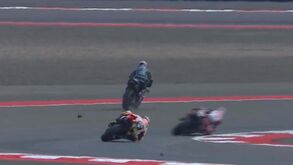 Brad Binder pede desculpa a Miguel Oliveira após incidente no GP da Indonésia: «100% culpa minha»