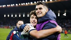 Dupla da Seleção regressa hoje