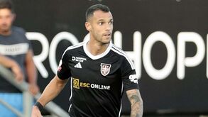 João Nunes espreita lugar na defesa