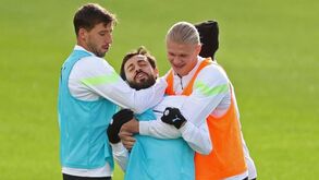Rúben Dias e a relação com Bernardo Silva: «Sou o segurança dele, um segurança às vezes abusivo»
