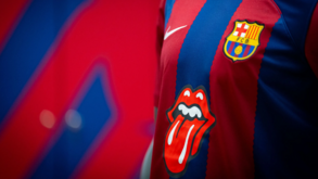 Barcelona vai defrontar Real Madrid com Rolling Stones na camisola