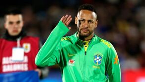 Lesão de Neymar preocupa brasileiros: «Considero-a uma fatalidade»