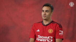 Reguilón, o confuso: É do Tottenham, joga no United e escolhe craque do... City