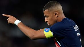 Surpresa em Paris: Mbappé não é o jogador que vende mais camisolas 