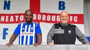 Leroy Lita e a 'luta' contra o racismo: «Boom, boom, boom! Três murros e caiu no chão»