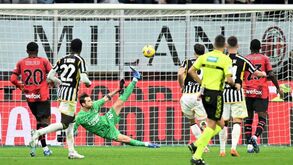 Milan-Juventus, 0-1: bela noite de Locatelli