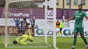 Torreense-Rio Ave, 2-1: Tomba-gigantes com pragmatismo