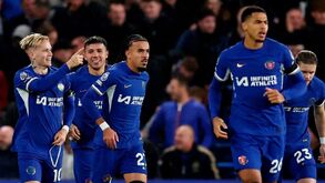 Que rica prenda: Premier League quer jogo no dia 24 de dezembro