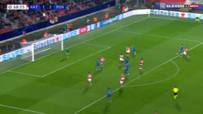 Evanilson está com a corda toda: FC Porto chega ao terceiro com um grande golo do brasileiro