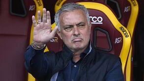 Mourinho e a intriga dos idiotas