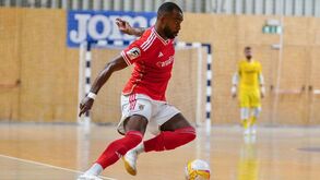 United Galati-Benfica, 0-12: póquer de Arthur no festival do golo