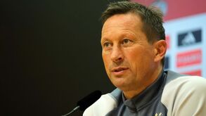 Roger Schmidt lança a partida