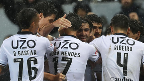 A crónica do V. Guimarães-Chaves, 5-0: Um sinal vermelho no dilúvio de golos