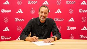 John van't Schip é o novo treinador do Ajax 