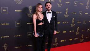 As melhores imagens da passadeira vermelha da Bola de Ouro: dupla portuguesa e até... Djokovic