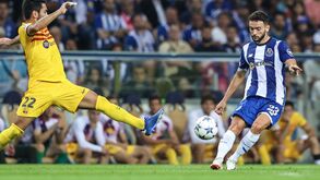 Início demolidor varre as laterais