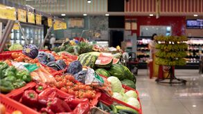 Inflação abranda para 2,1% em outubro devido aos alimentos e energia