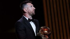 Mais críticas à Bola de Ouro de Messi: «A eleição é uma farsa»
