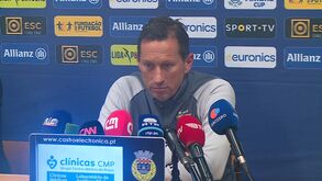 Schmidt: «Foi muito bom para nós o Arthur ter marcado outra vez»