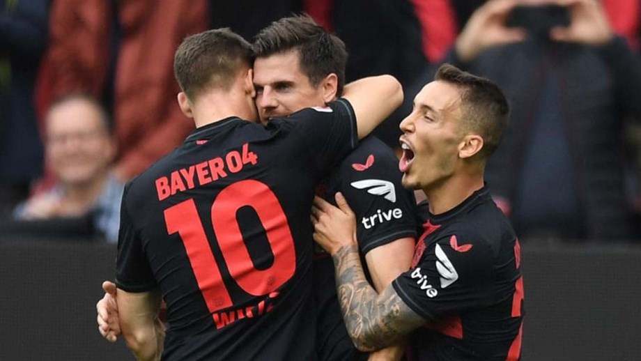 Bis de Grimaldo frente ao Hoffenheim mantém Leverkusen na liderança isolada  da Bundesliga - Bayer Leverkusen - Jornal Record