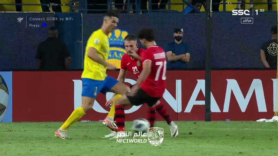 Pormenor técnico de grande qualidade do avançado português em jogo da Champions asiática
