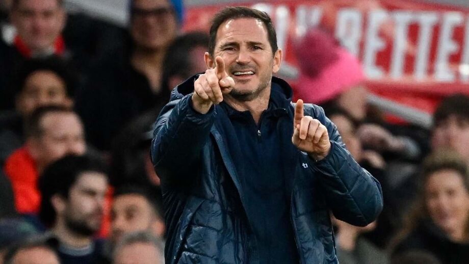 A caminho da Escócia? Frank Lampard pisca olho ao Rangers